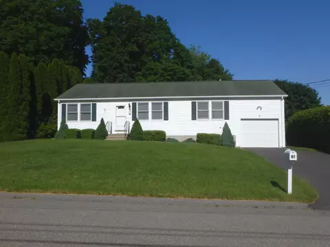 81 Johl Dr, Groton, CT 06340