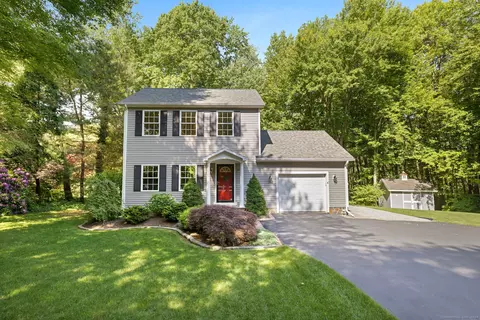 29 Shenipsit Lake Rd, Tolland, CT 06084