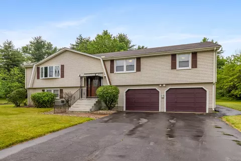 55 Trent Dr, Windsor, CT 06095