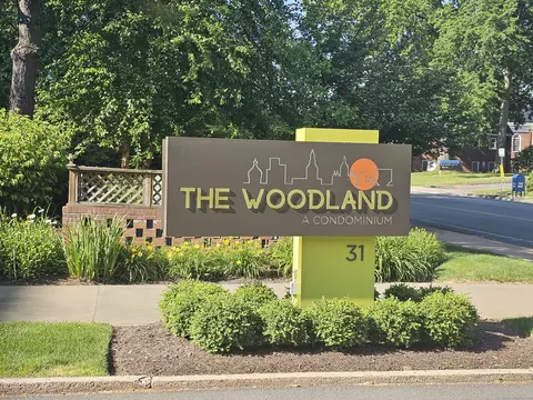 31 Woodland St #8F, Newington, CT 06111