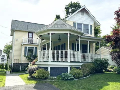 27 Kirby St, Greenwich, CT 06830