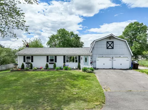 19 Willard Dr, Enfield, CT 06082