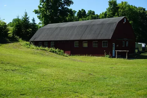 86 Kibbe Rd, Ellington, CT 06029