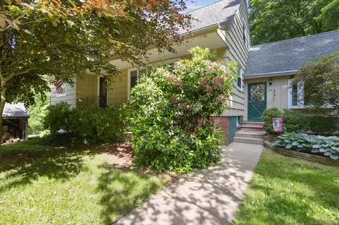 112 Ross Hill Rd, Lisbon, CT 06351