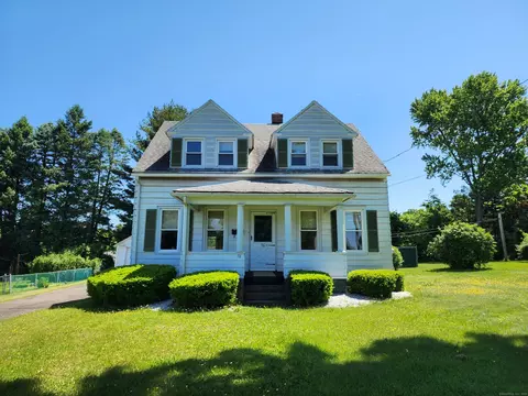 76 Hendley St, Middletown, CT 06457