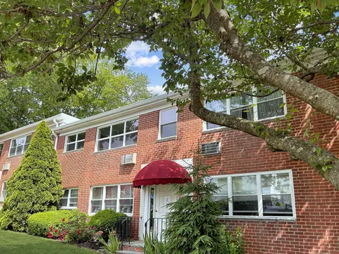 11 Bedford Ave #C3, Norwalk, CT 06854