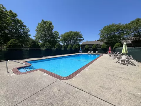 447 S Main St #78, Manchester, CT 06040