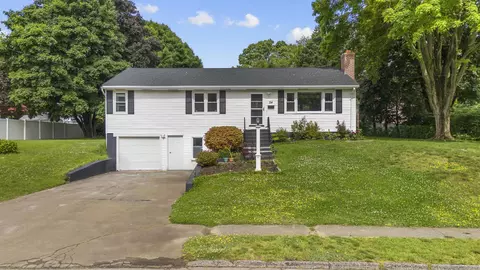 24 Farrel Dr, Ansonia, CT 06401