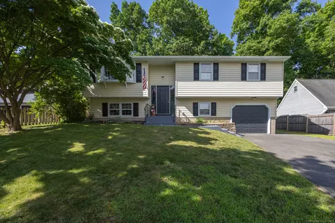 109 Pettit Dr, Meriden, CT 06451