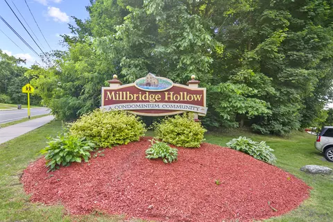 22 Prospect St #57, Manchester, CT 06040