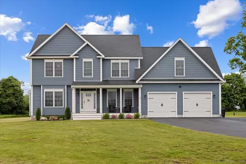4 Sunrise Dr, Columbia, CT 06237