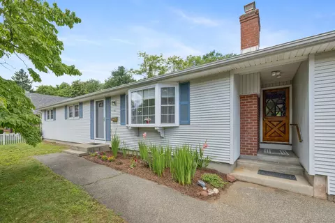 5 Glenwood St, Enfield, CT 06082