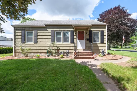 3 Millbrook Dr, East Hartford, CT 06118