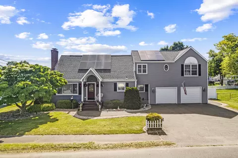 138 Shawmut Ave, North Haven, CT 06473