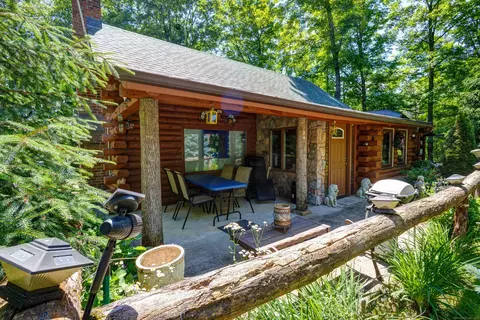 155 Alpha Ave, Winchester, CT 06098