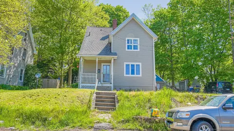 16 Terrace Ave, Waterbury, CT 06704