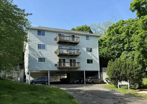 7 Hamilton Ave #22, Norwalk, CT 06854