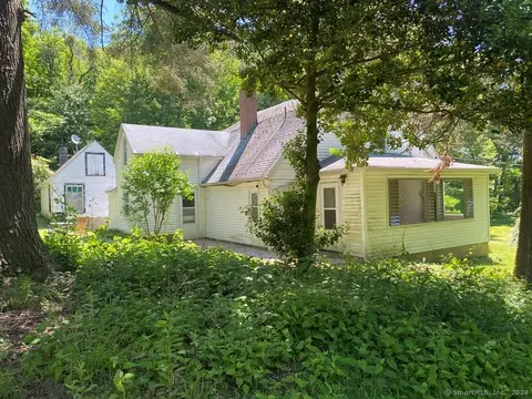 318 Fenn Rd, Thomaston, CT 06787