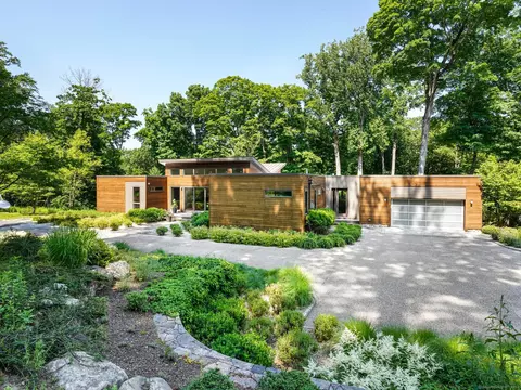 80 Cross Ridge Rd, New Canaan, CT 06840