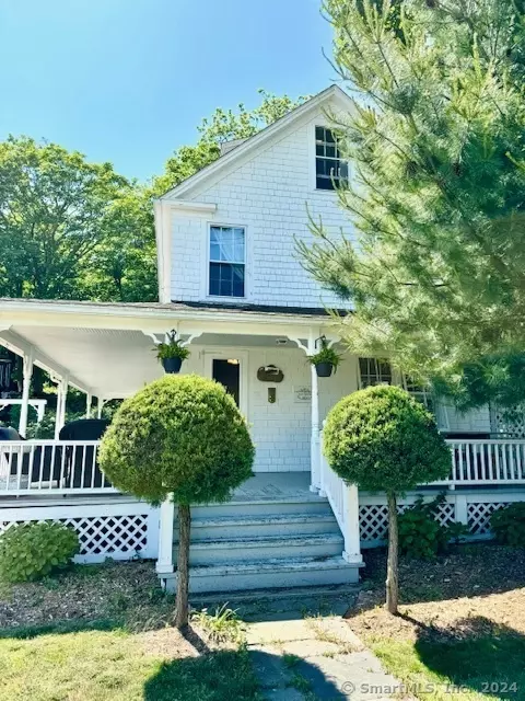 137 High St, Groton, CT 06355