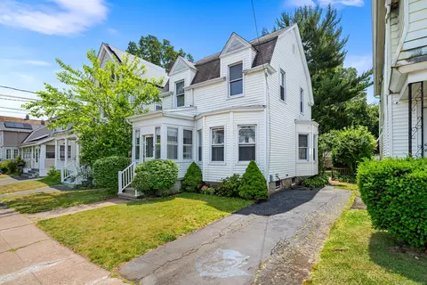 84 Leete St, West Haven, CT 06516