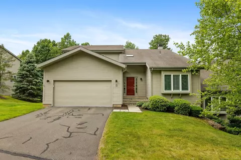 2 Wyndemere #2, Avon, CT 06001