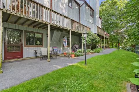 21 Linden St #16, Norwalk, CT 06851