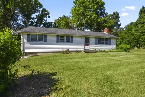 2 Christine Rd, North Haven, CT 06473