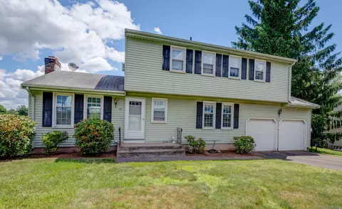 46 Gooseberry Hl, Wethersfield, CT 06109