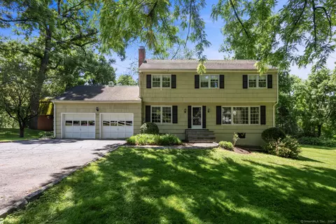 437 Old Stamford Rd, New Canaan, CT 06840