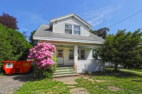 11 Lincoln St, West Haven, CT 06516