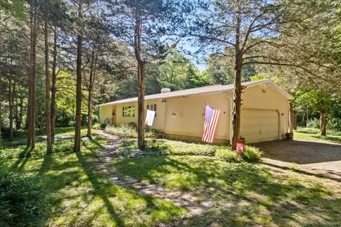 46 Silas Deane Rd, Ledyard, CT 06339