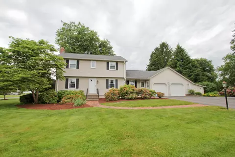 150 Pleasantview Dr, Suffield, CT 06078