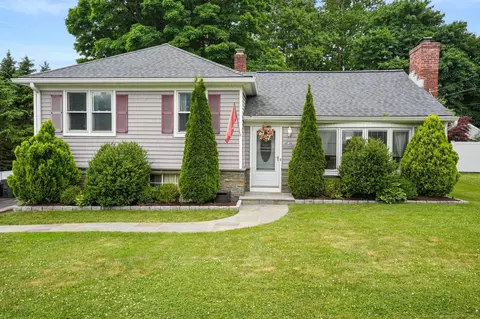 5459 Main St, Trumbull, CT 06611