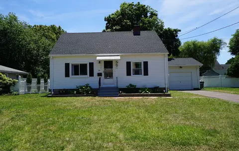 36 Edmund St, Manchester, CT 06040