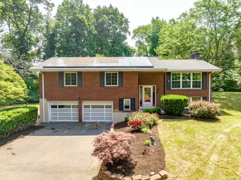 36 Graham Rd, South Windsor, CT 06074