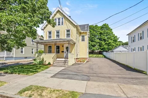 163 N Orchard St, Wallingford, CT 06492