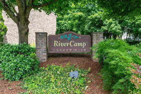 51 River Camp Dr #51, Newington, CT 06111