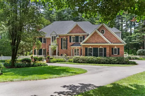 5 Atwater Ter, Farmington, CT 06032