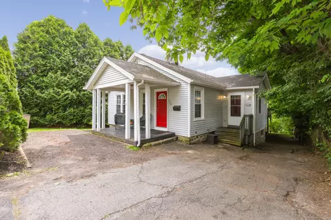 104 Sunnyside Ave, Watertown, CT 06779