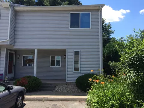 155 Redstone Hill Rd #31, Plainville, CT 06062