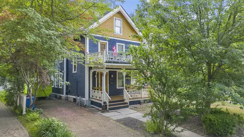 52 Sherman St, Hartford, CT 06105