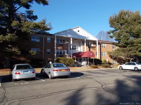 1080 New Haven Ave #83, Milford, CT 06460