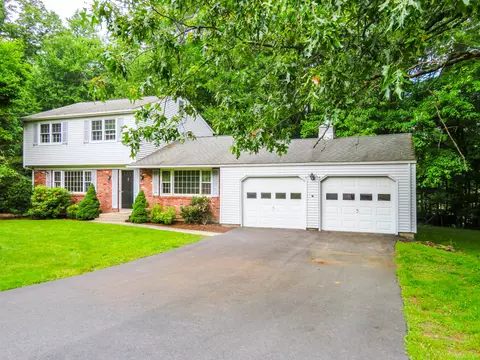 41 Surrey Dr, Cheshire, CT 06410