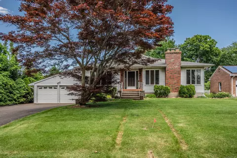 20 Raymond St, Newington, CT 06111