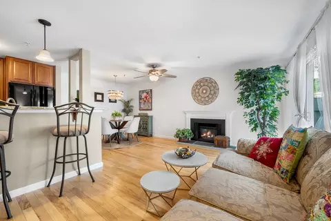 3 Redwood Ln #3, Ridgefield, CT 06877