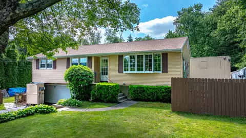 31 Bayview Cir, Wolcott, CT 06716