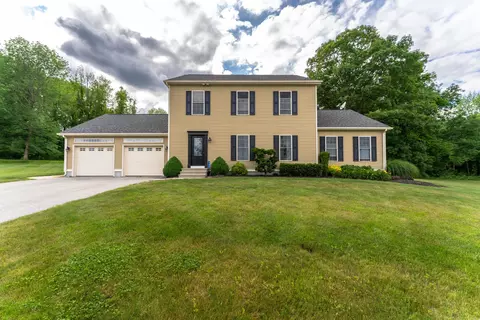 542 Quinns Ext, Killingly, CT 06241