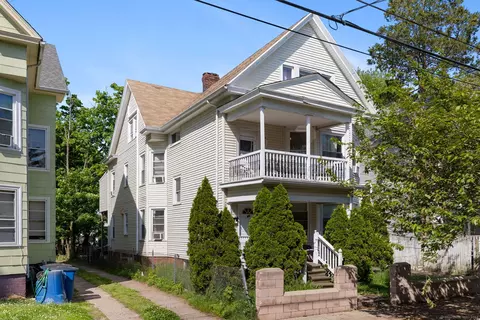47 Dickerman St, New Haven, CT 06511