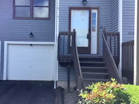 809 Lake Vista Dr #809, East Hampton, CT 06424